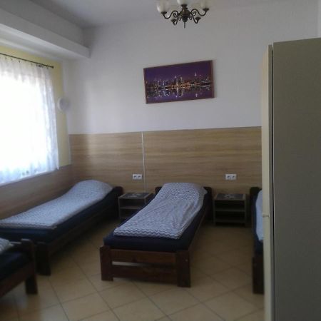 Pokoje Goscinne Z Lazienkami Przy Wroclawiu, Darmowy Parking Długotęka 外观 照片
