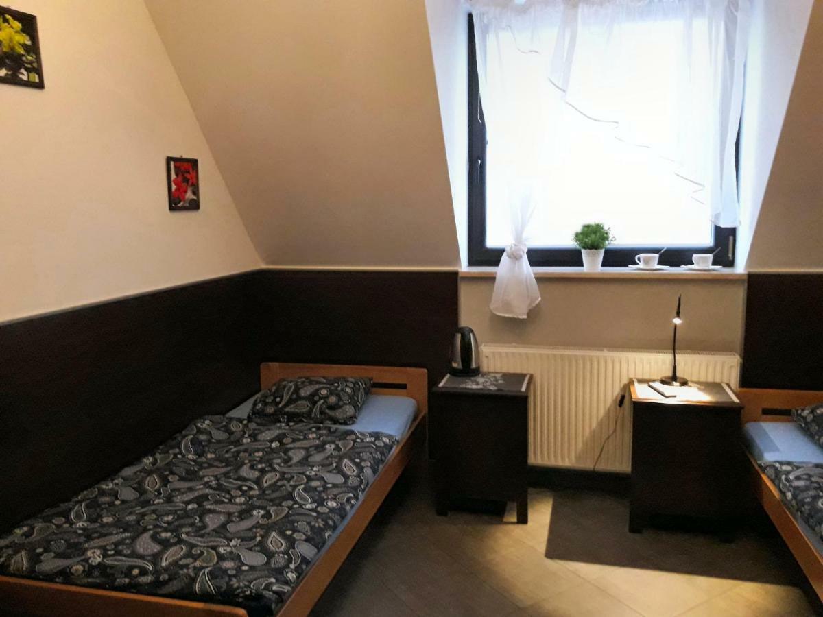 Pokoje Goscinne Z Lazienkami Przy Wroclawiu, Darmowy Parking Długotęka 外观 照片